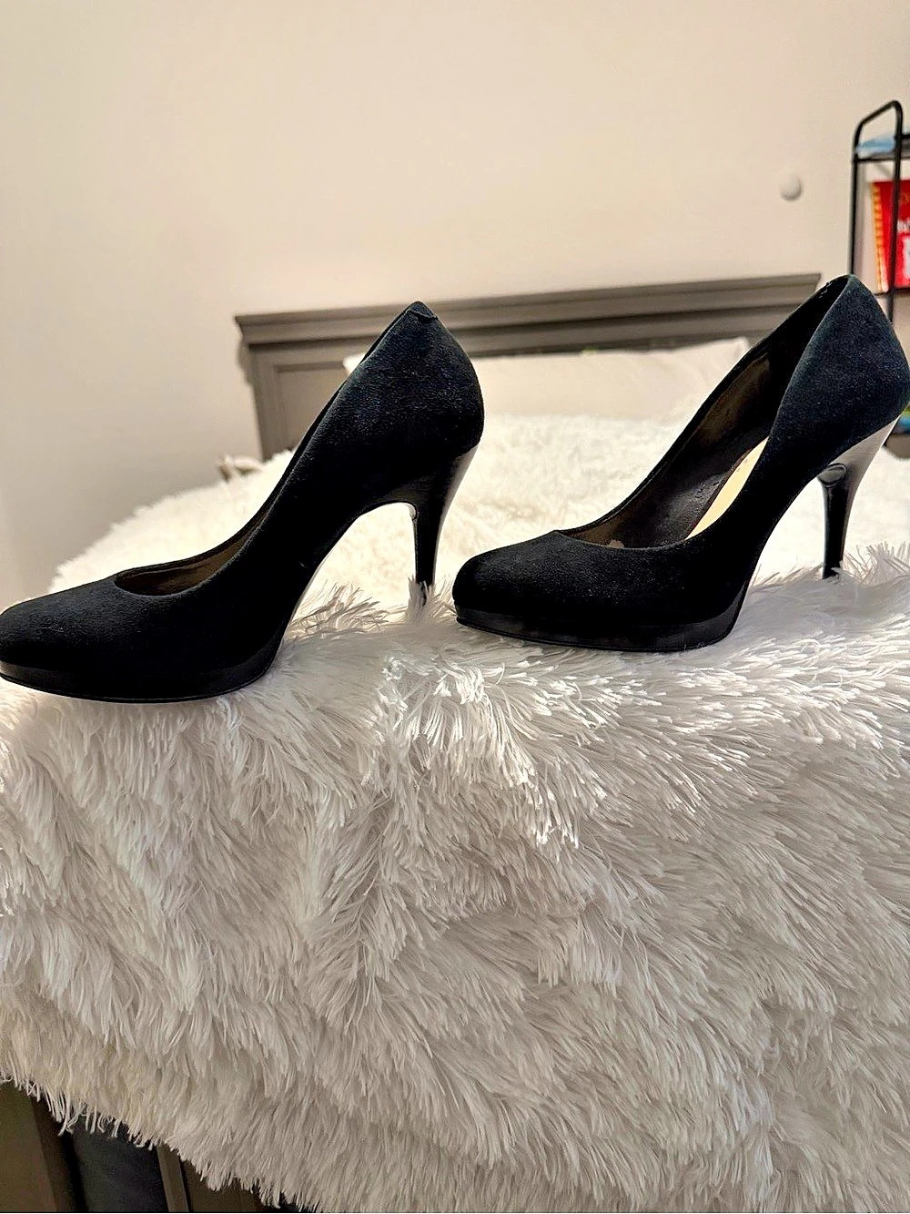 Nine West Black Pointed-Toe Heels US 5